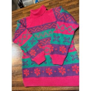 Vintage Neiman Marcus exclusive sweater. With shoulder pads.  Memphis style sz L